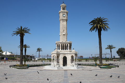 İzmir: City Walking Tour with the Old Bazaar