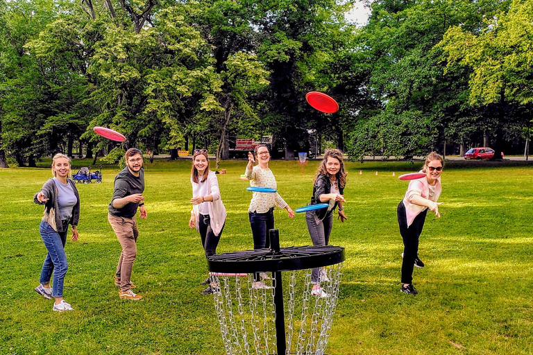 Frisbee golf / disc golf: divertimento in un bellissimo parco di LipsiaFrisbee golf / Disc golf: divertimento assicurato in un bellissimo parco a Lipsia