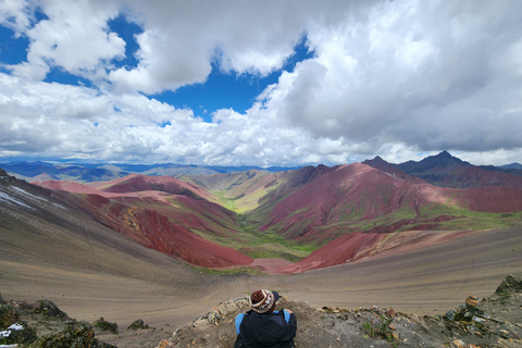 Vanuit Cusco: Dagvullende tour naar de Regenboogberg en de Rode Vallei