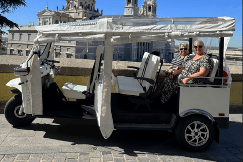 Madrid: Private Tuk Tuk Tour with Expert Guide and Panoramic Views The Classics Tour ~ Discover Madrid in 60 minutes from your STARTING POINT!