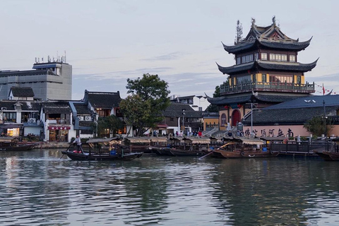 Shanghai: ZhuJiaJiao Water Town Private Tour with Shopping Shanghai: ZhuJiaJiao Water Town Private Tour with Pickup