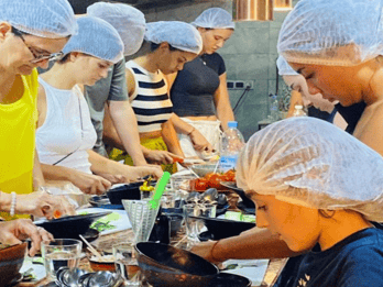 Cours de cuisine marocaine au Chouf l’Or avec prise en charge à l’hôtel