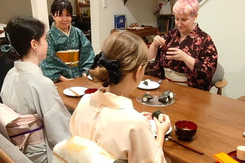 Sapporo : cérémonie du thé matcha, kimono et cours de cuisine