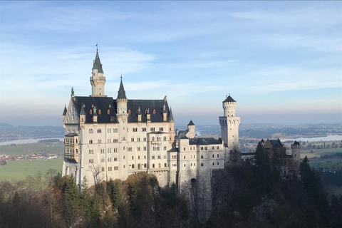 Tour privato di Neuschwanstein con partenza tardiva da Monaco di Baviera