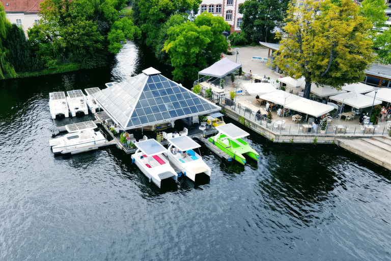 Köpenick Berlin: Self-Drive Boat Tour for up to 12 people 2-Hour Self-Drive Boat Tour for up to 12 people