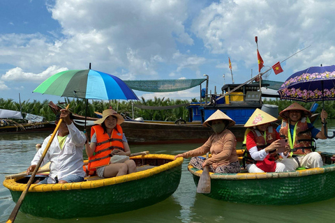 Hoi An: lekcja gotowania z wycieczką po targu i rejsem łodzią z koszem