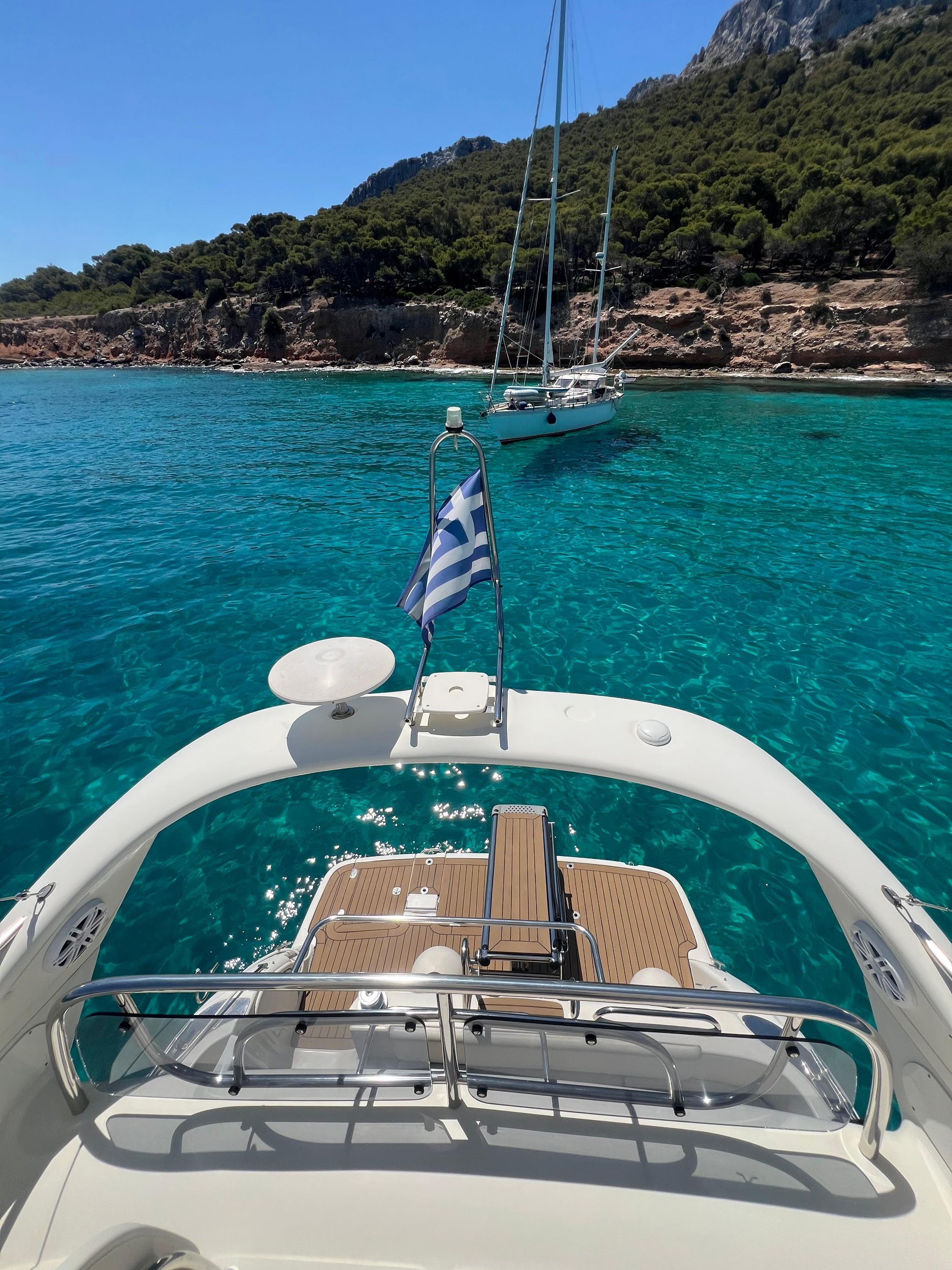 Athen: Private Tageskreuzfahrt nach Ägina, Moni und Perdika