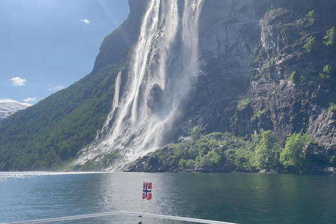 Geiranger Fjord Sightseeing Roundtrip from Geiranger
