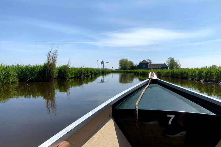 Whisperboat rental in beautiful area close to Amsterdam