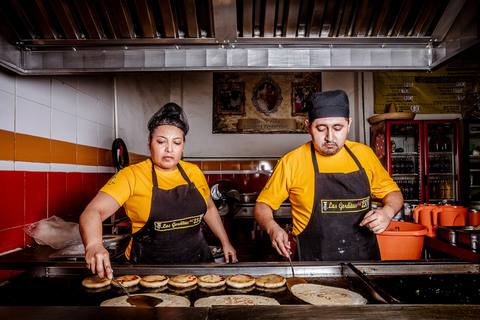 Cancún: Tortilla Trails Food Tour with 15+ Tastings