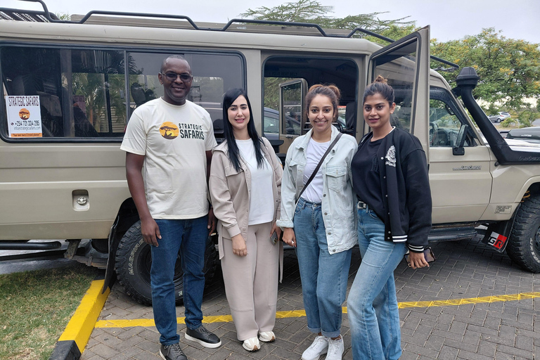 Nairobi: 5-Day Amboseli, Tsavo East & West Safari Tour