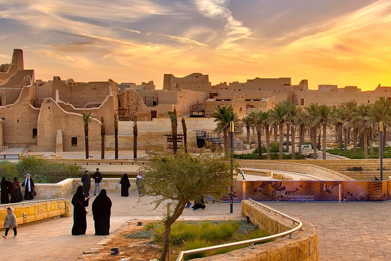 Descubre el rico patrimonio de Diriyah, la ciudad de la Tierra.