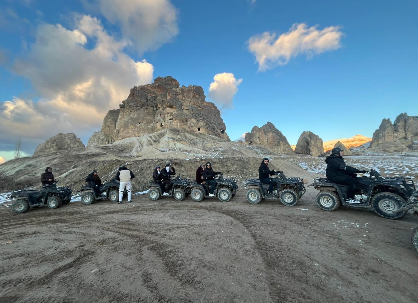 Kappadokien ATV-tur ved solnedgang