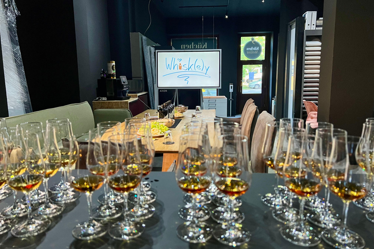 Dresden: Whisky Tasting Experience with Expert Guidance