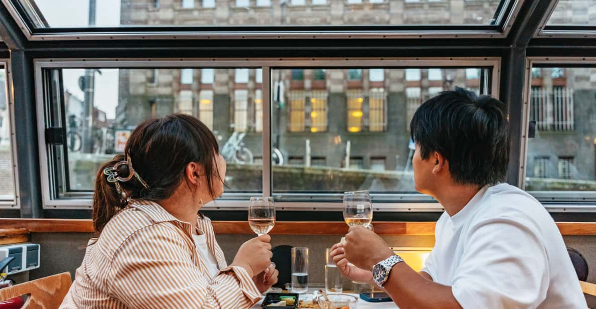 Afbeelding 9 van Amsterdam: Kaas & Wijn Cruise Proefervaring