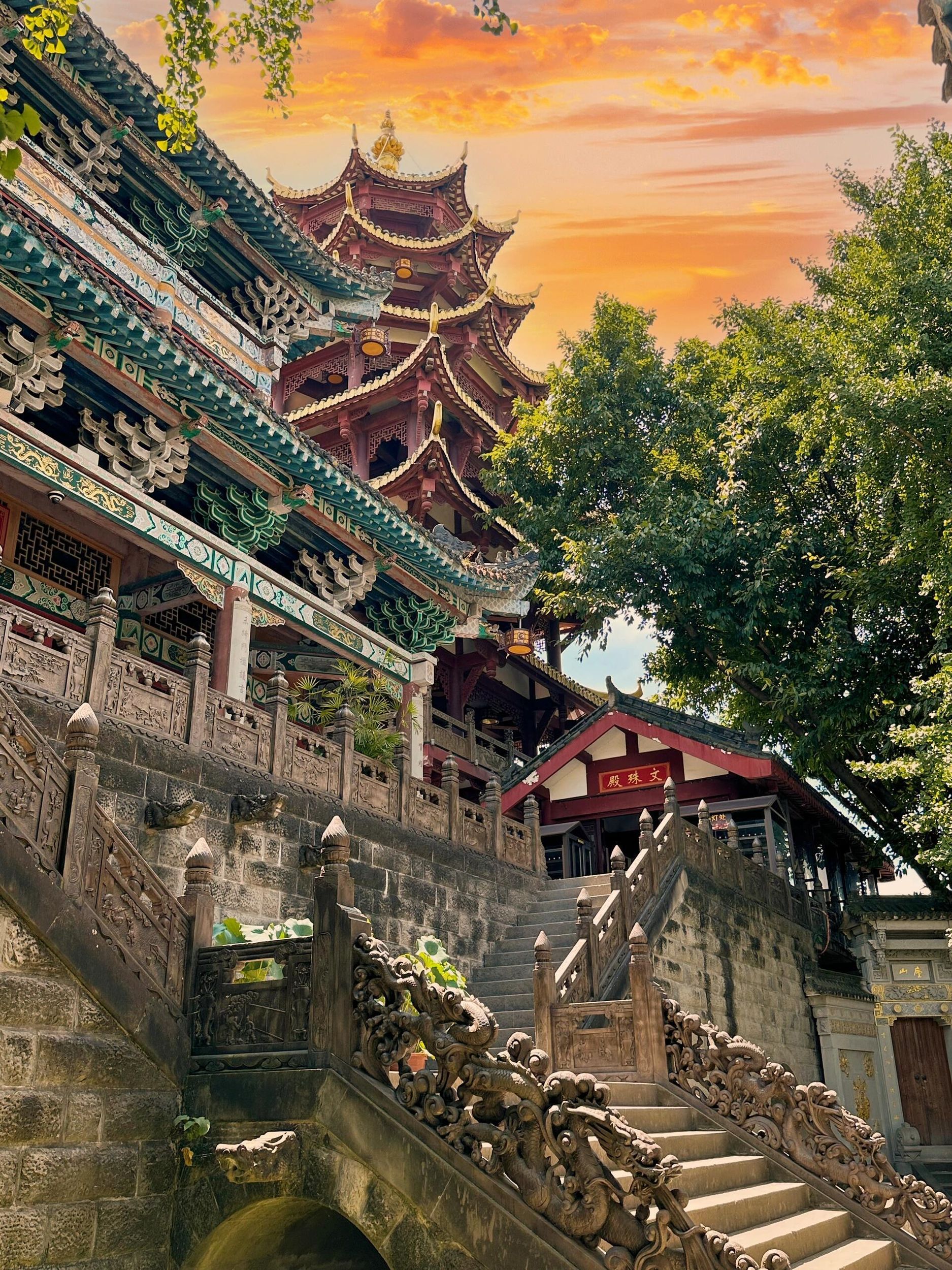 Chongqing: 5-tägige Tour nach Wulong mit Hotel und Transfers