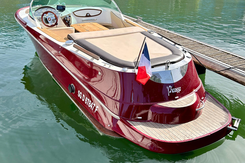 Strasbourg: Private boat-tour on the River Ill with skipper – Picasso (4 people) Strasbourg: Private River Ill Boat Tour with Skipper – Picasso (4 people)