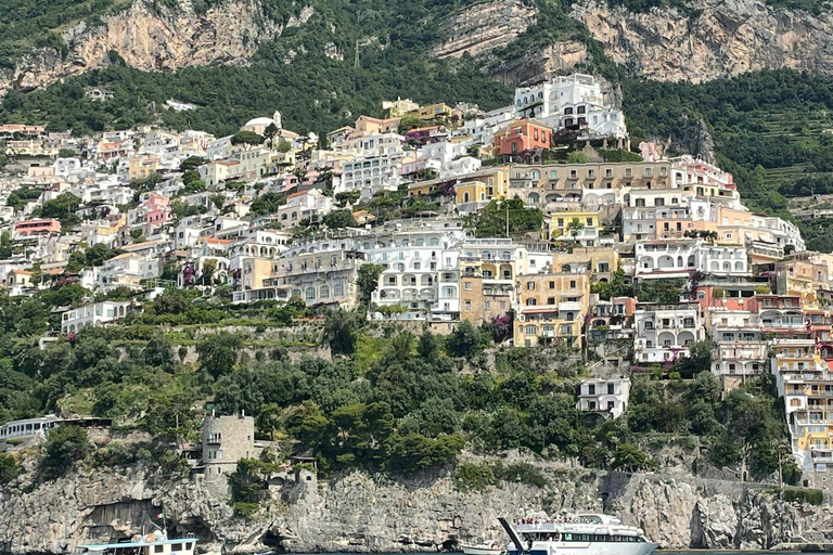 Sorrento: Amalfi Coast Boat Tour with Lunch & Swim
