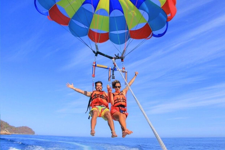 Montego Bay: Parasailing Adventure with Coastal Views