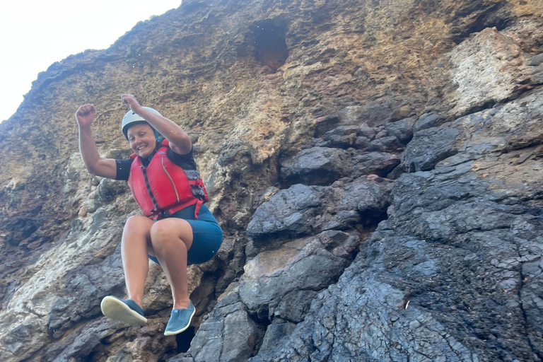 Esperienza di coasteering a Ibiza