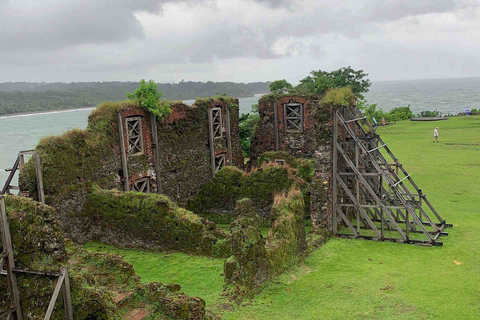 Panama City: Fort San Lorenzo i śluza Agua Clara na Kanale PanamskimPanama City: Fort San Lorenzo i Kanał Panamski Śluza Agua Clara