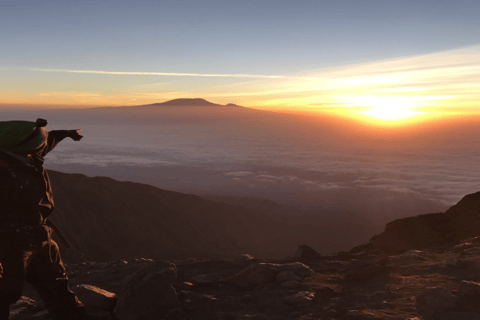 Tanzania: Kilimanjaro 10-Day Adventure with Hot Springs