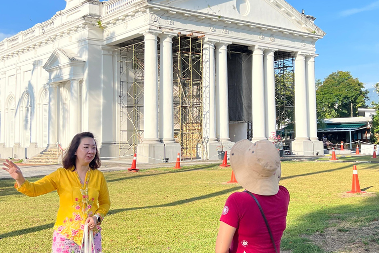 Penang: Baba & Nyonya Costume Experience & Heritage Walk