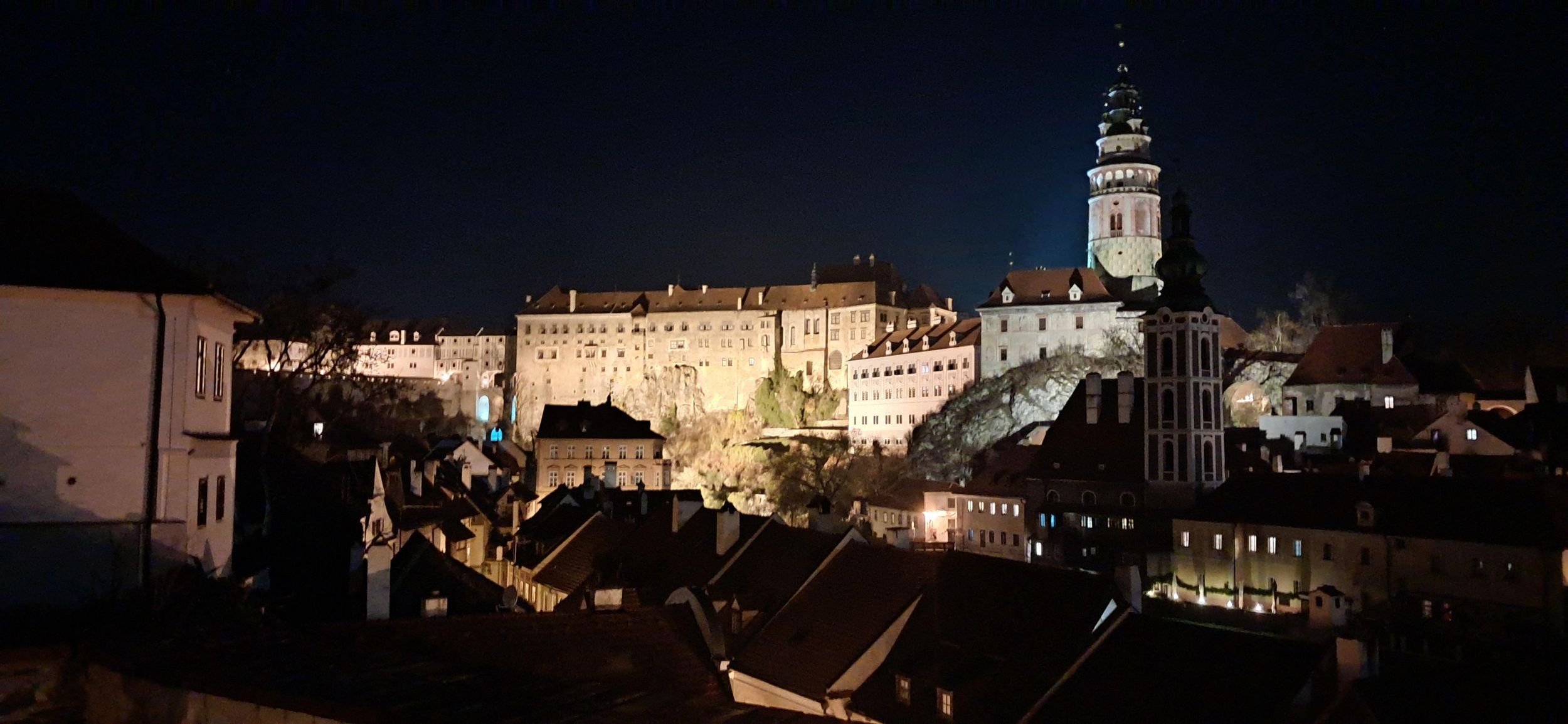 Český Krumlov: Geführter Nachtspaziergang mit lokalen Geschichten