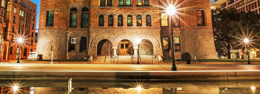 Dallas : visite à pied « Sinister Strolls True Crime »