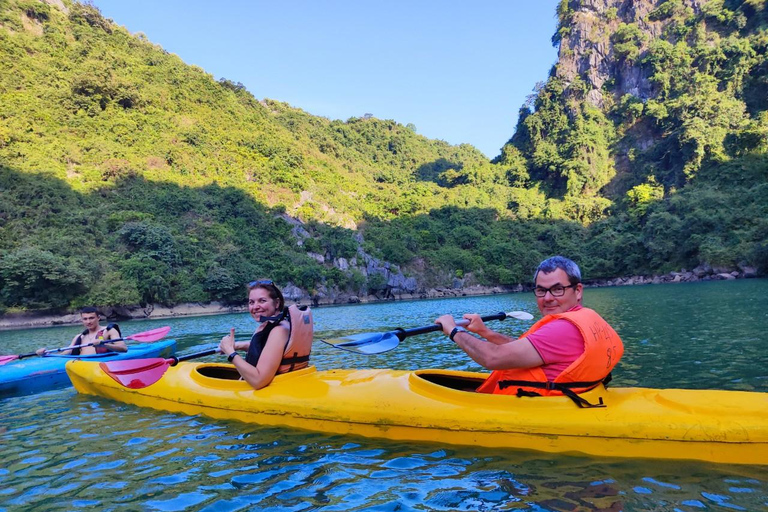 Lan Ha Bay: Full day – Lunch, Kayak, Cave, Biking
