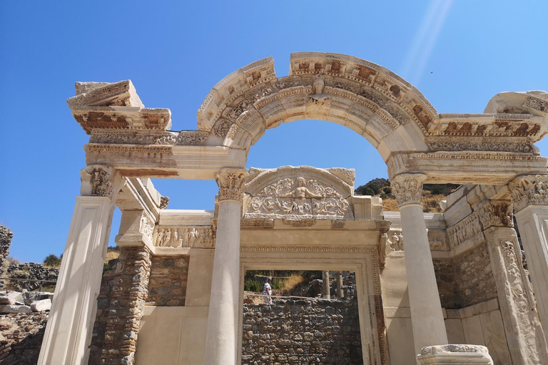 From Izmir: Ephesus Guided Tour with Lunch Ephesus Entry Included