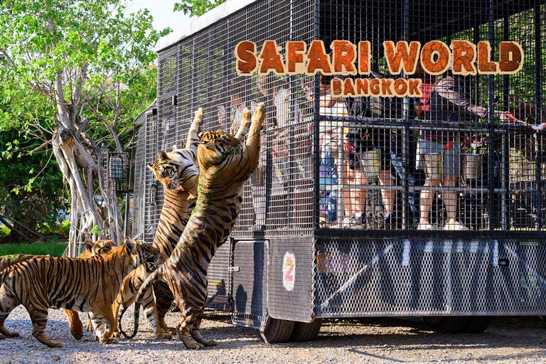 Bangkok: Safari World Transfer Service/ Biljett ingår ej