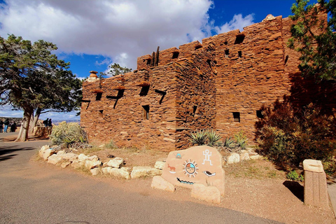 From Phoenix: Grand Canyon and Sedona Oak Creek Day Tour