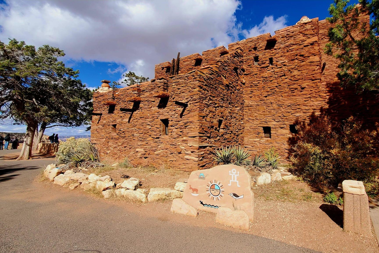 From Phoenix: Grand Canyon and Sedona Oak Creek Day Tour