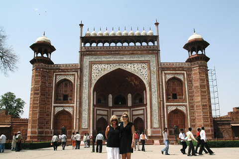 Taj el mismo día en vuelos locales desde Bombay