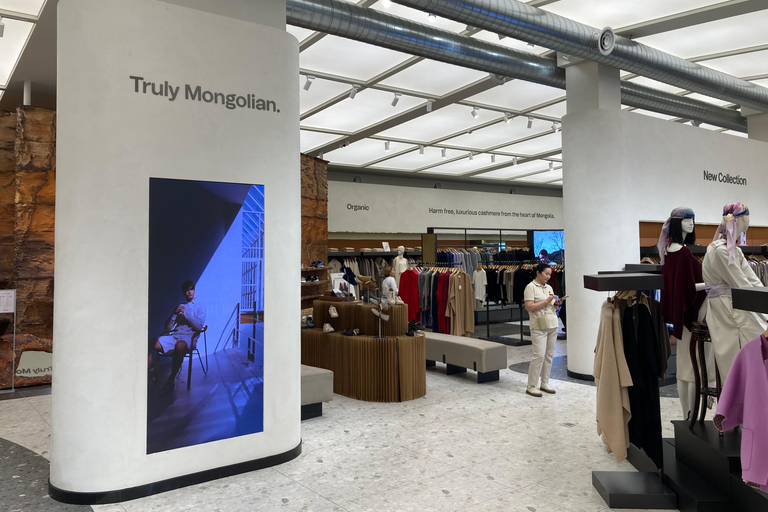 Ulaanbaatar: Gobi Cashmere Flagship Store Shopping Tour