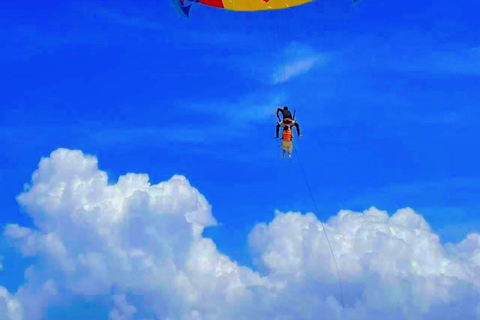 Phuket: Avventura in parasailing