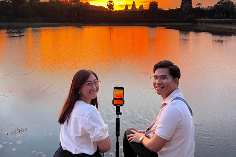 Passeio de E-Bike ao nascer do sol em Angkor Wat com almoço incluído