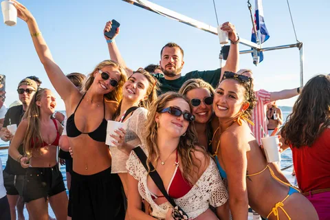 Split : Blue Lagoon Boat Party avec toboggan, Dj et After Party