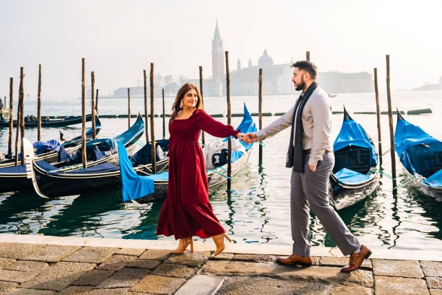 Visit Venice Photoshoot at Piazza San Marco and the Canals in Venice