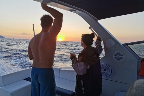 Z Sorrento: prywatna łódź o zachodzie słońca