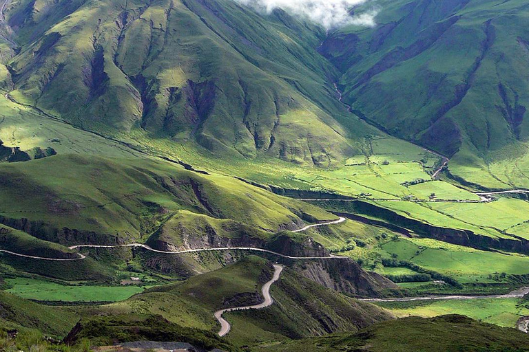 Cachi and Salinas Grandes: 2-Day Tour of Hills and Incredible Landscapes Cachi and Salinas Grandes: 2-day tour from Salta