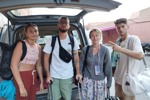 Marrakesh: Transfer privato di sola andata da o per l&#039;aeroporto di RAKTransfer aeroportuale privato per l&#039;aeroporto di RAK