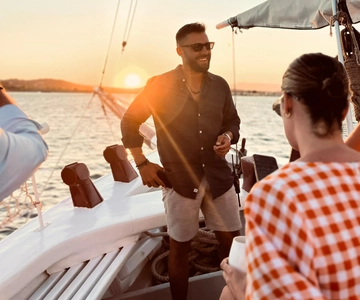Corfu: Sunset Cruise on Classic Boat with Cocktails & Snacks