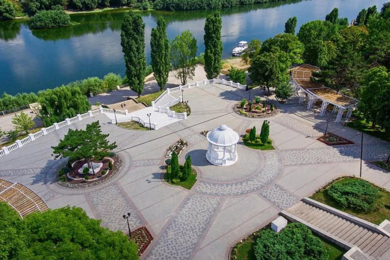 Bender: Bender Fortress and Dniester River Tour