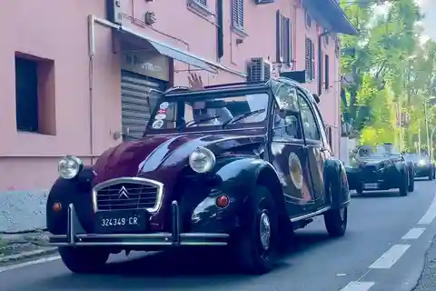De Milán a la Certosa de Pavía en coche clásico