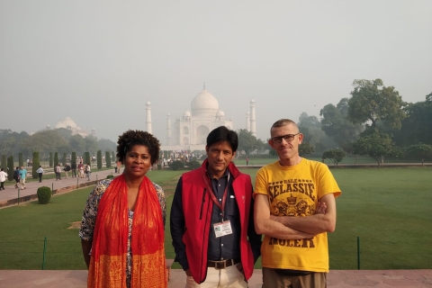 Delhi: Prywatny przewodnik po Taj Mahal i AgraWycieczka z lunchem, opłatami za zabytki, tylko samochodem i przewodnikiem
