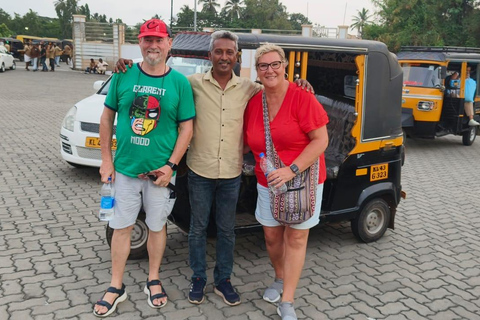 Kochi: Excursão de Tuk-Tuk com serviço de busca nos navios de cruzeiroKochi: Passeio de Tuk-Tuk com serviço de busca nos navios de cruzeiro