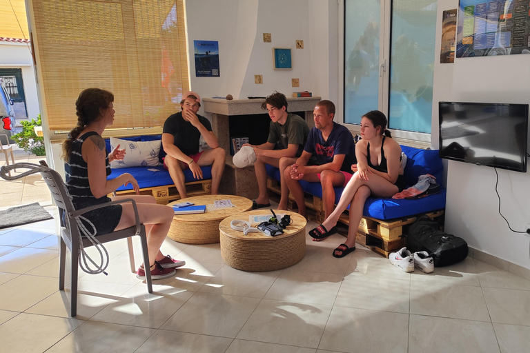 PADI Scuba Diving Program for Beginners in PeloponessePADI Discover Scuba Diving for beginners