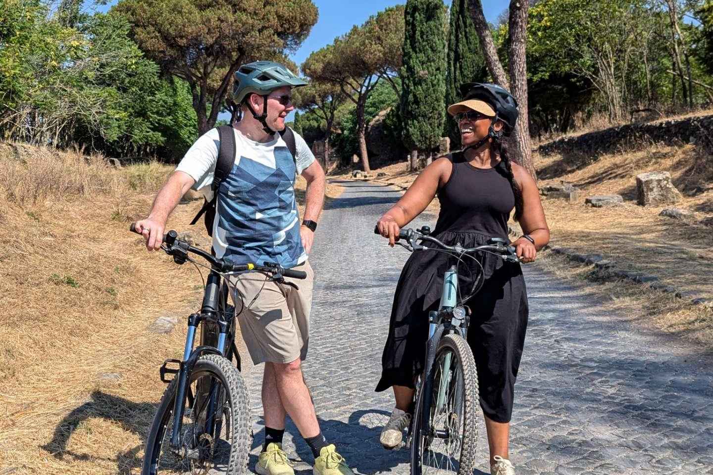 ローマ アッピア街道 サンライズ サイクリングツアー